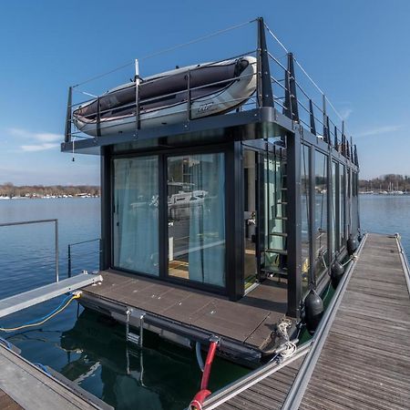 Готель La Dolce Vita House Boat Lisanza Екстер'єр фото